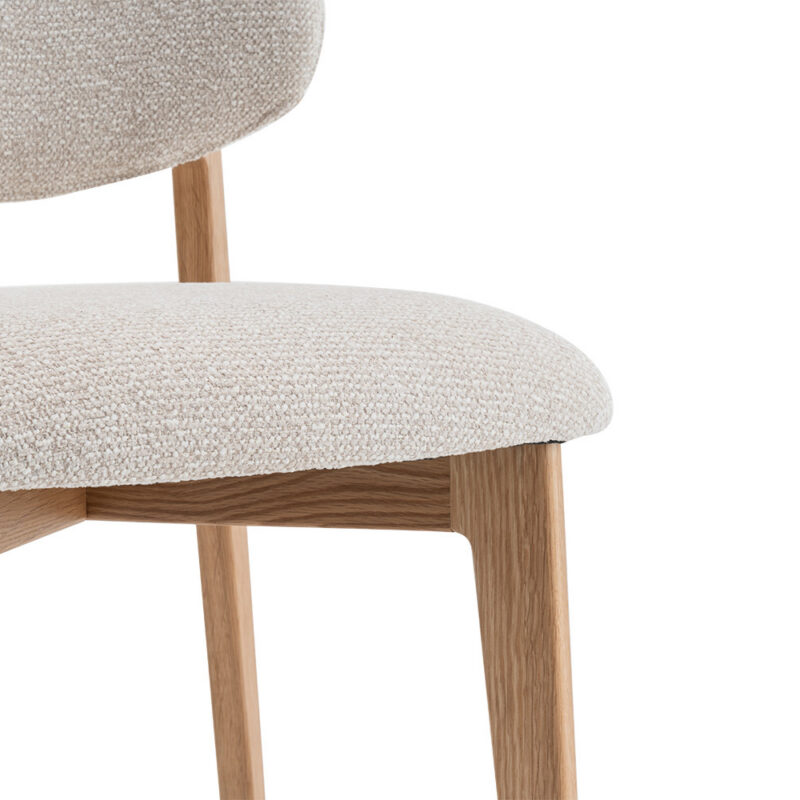 Image 12 for NEW - Stoel Carmen Massieve Eik Stof Ote Milan 103 Beige