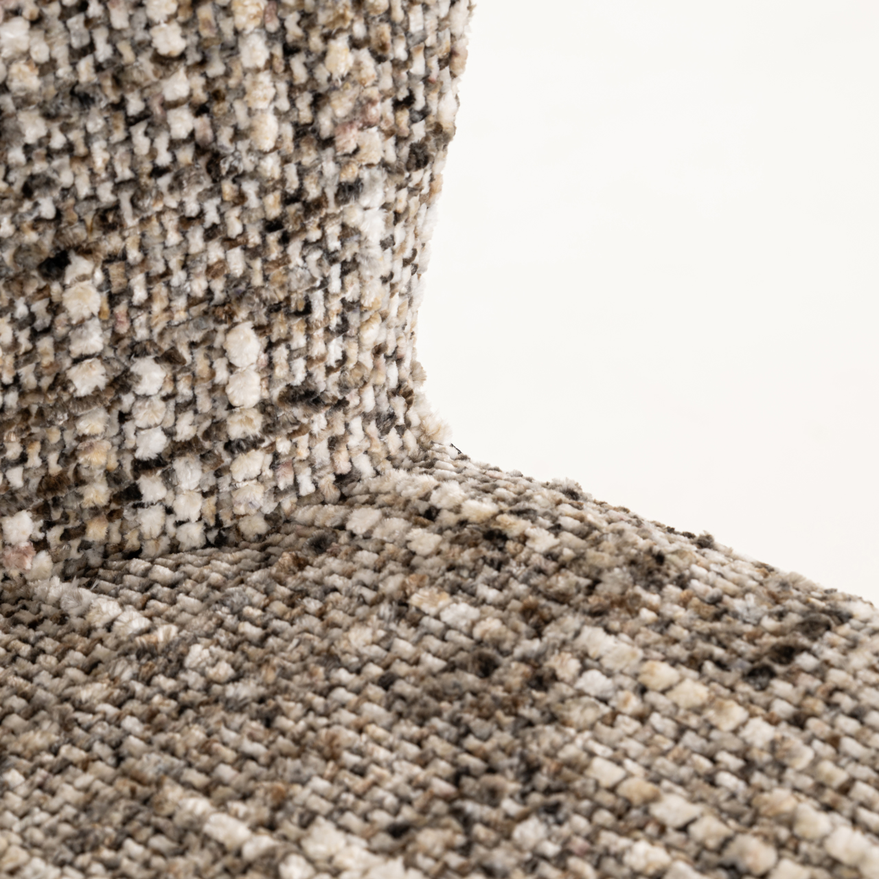 S4793_BROWN_OMARA-10