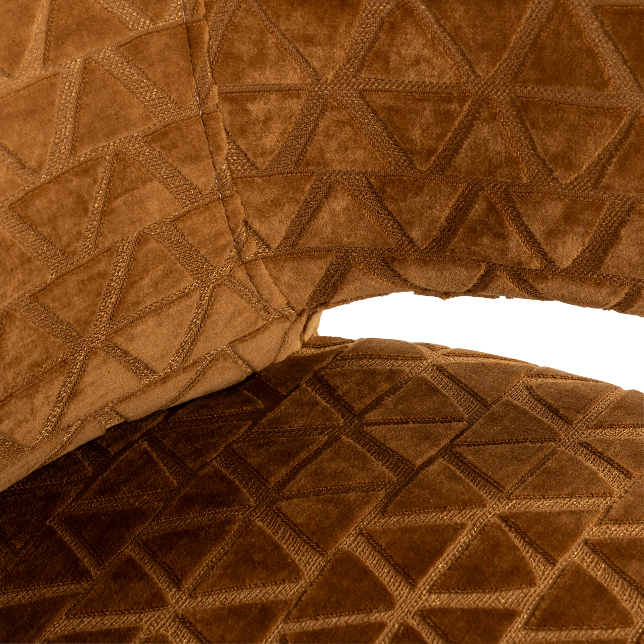 S4497_GOLD_TRIANGLE-9