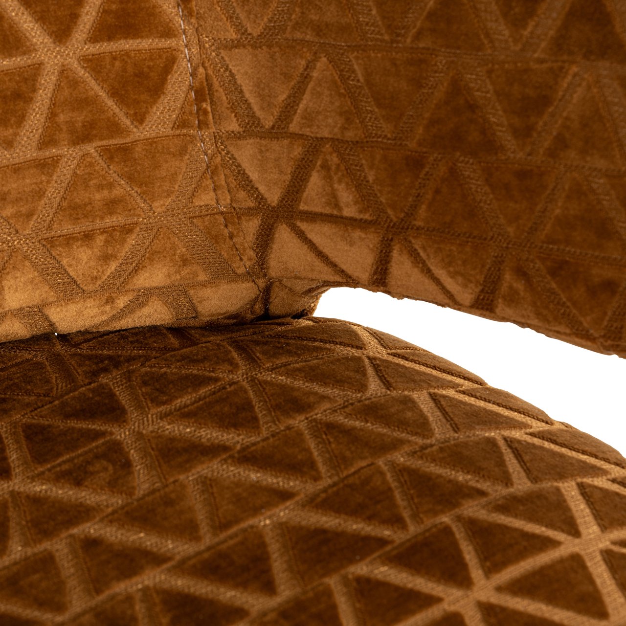 S4599 GOLD TRIANGLE_S4599_GOLD_TRIANGLE-9.jpg S4599_GOLD_TRIANGLE-9