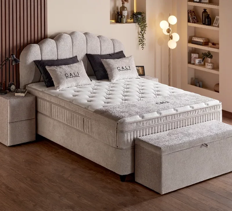 Alternative view of Boxspring Cali