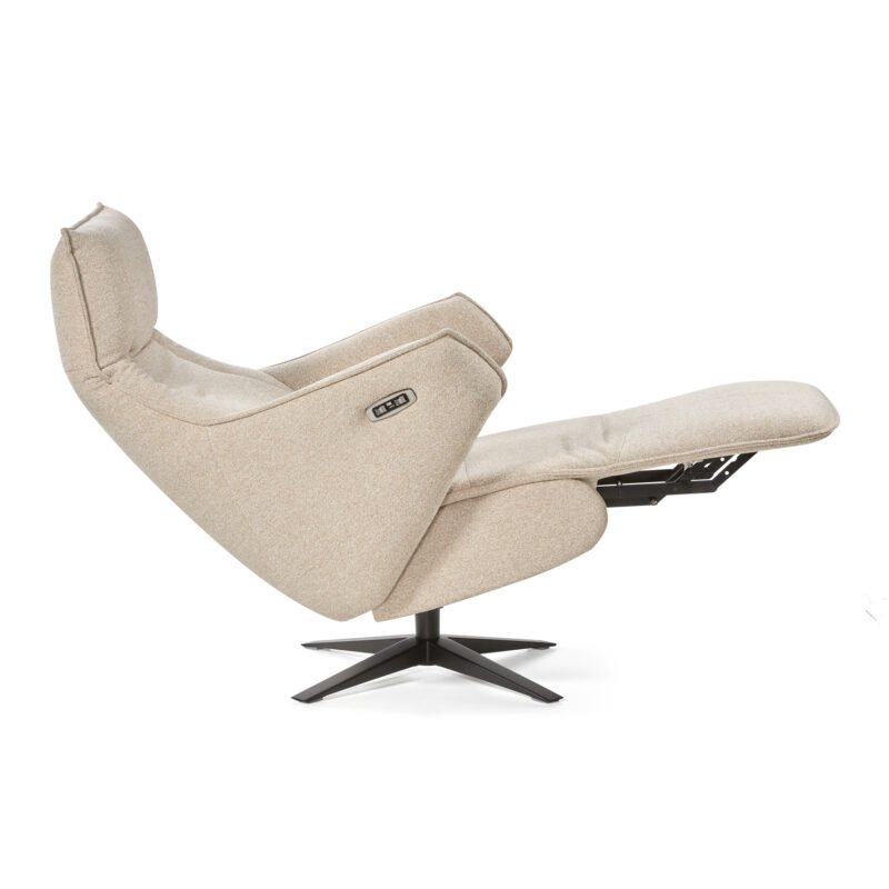 Alternative view of Trixy Relaxzetel