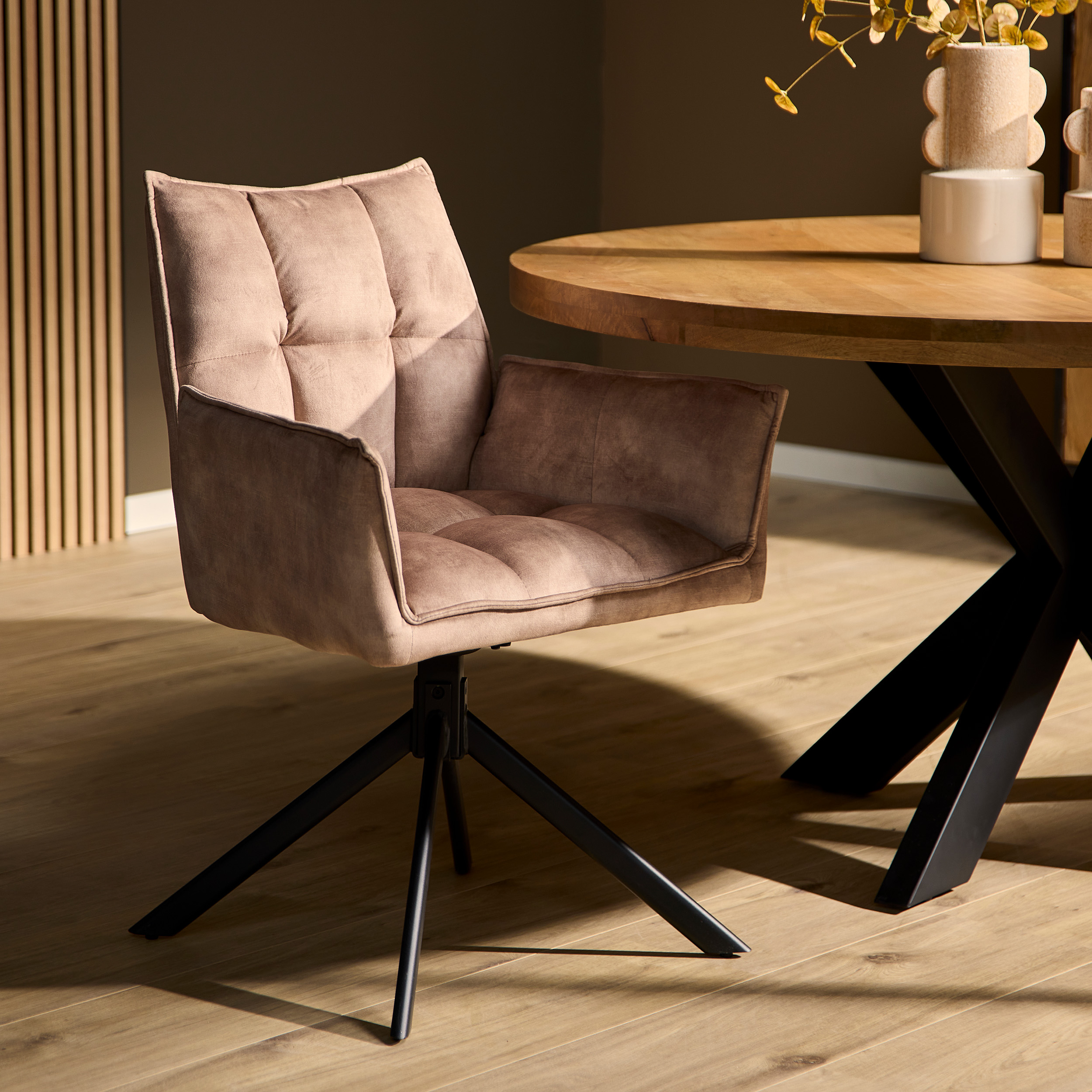 Draaibare eetkamerstoel Dani Beige Velvet - Image 1